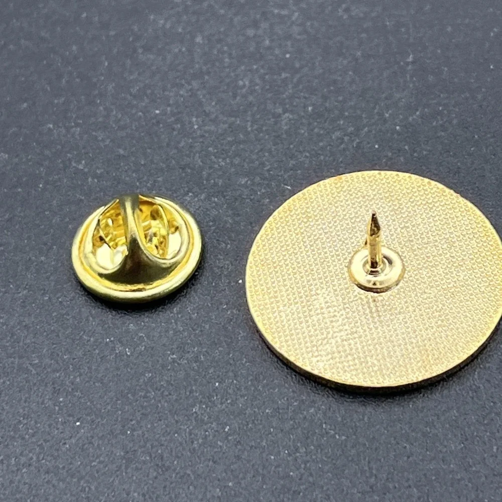 Wendy's Certified Phase‎ II Training Store Employee Lapel Hat Pin